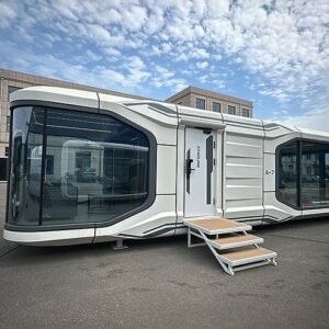 Maison en forme de capsule spatiale PRO A7